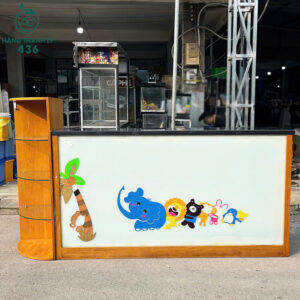 Quầy Lễ Tân Cũ 2Mx1M1 Màu Vàng Kèm Kệ