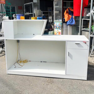 quay-le-tan-cu-chat-lieu-go-mau-sang-co-led