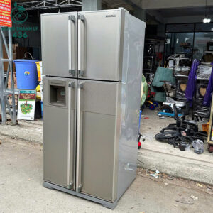 tu-lanh-cu-hitachi-4-canh-dung-tich-lon