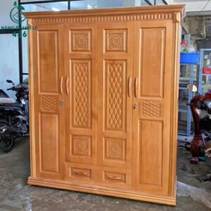 tu-quan-ao-4-canh-thanh-ly-1-500x500