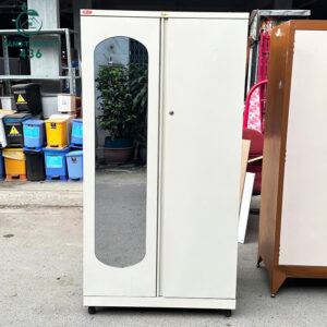 tu-quan-ao-cu-2-canh-mau-trang-kem-guong