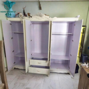 tu-quan-ao-cu-2m25x2m3-mau-trang-kieu-tan-co-dien