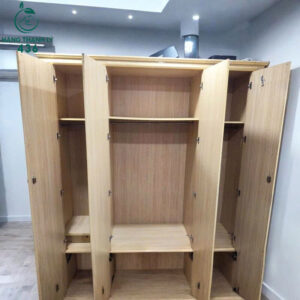 Tủ Quần Áo Gỗ Cũ 1M95x2M 4 Cánh Lớn Họa Tiết Đẹp