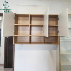 tu-treo-cu-1m2×25cmx80cm-da-ngan-chua-do-mau-trang