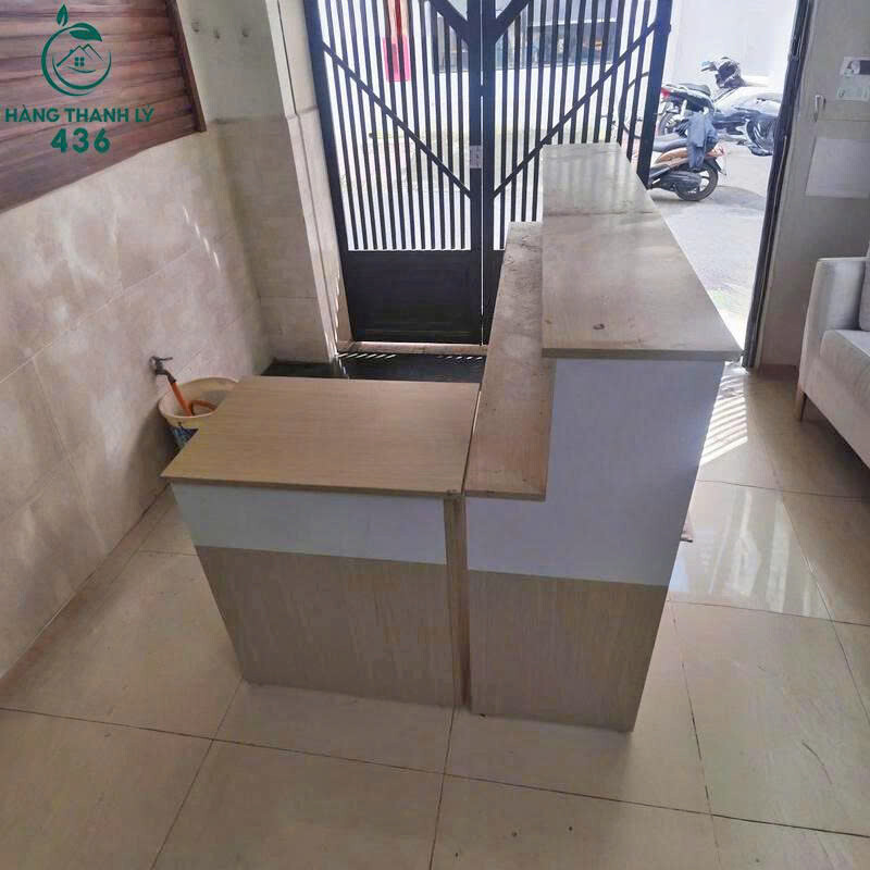 Quầy Lễ Tân Cũ 1M82x1M2 Có Hộc Kéo Thiết Kế Nhỏ Gọn z7176844157130_09dcf9e751cb435f739c4b4831d9d883 Quầy Lễ Tân Cũ 1M82x1M2 Có Hộc Kéo Thiết Kế Nhỏ Gọn