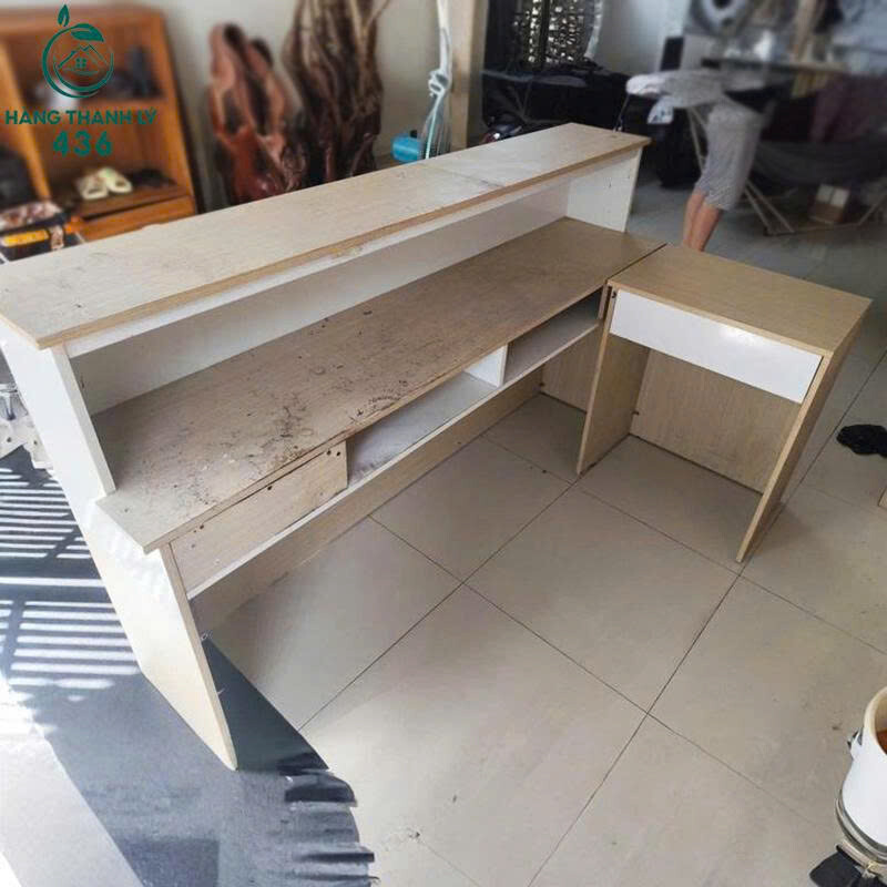 Quầy Lễ Tân Cũ 1M82x1M2 Có Hộc Kéo Thiết Kế Nhỏ Gọn z7176852371962_939ee2611eab920f796d1fadc6b812c2 Quầy Lễ Tân Cũ 1M82x1M2 Có Hộc Kéo Thiết Kế Nhỏ Gọn