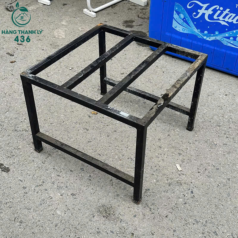Khung Bàn Sắt Vuông Cũ Màu Đen Kê Đồ Chắc Chắn Bền Bỉ z7183157204165_c03a7ad40d9fe13c54da6bf0425f3e87 Khung Bàn Sắt Vuông Cũ Màu Đen Kê Đồ Chắc Chắn Bền Bỉ