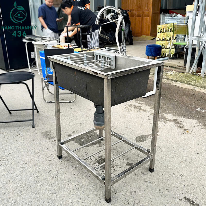 Chậu Rửa Chén Inox Cũ 1 Hố Có Chân Sáng Bóng Bền Đẹp   z7183157274524_156eb4f3438c1cd87a1b06086781a228 Chậu Rửa Chén Inox Cũ 1 Hố Có Chân Sáng Bóng Bền Đẹp