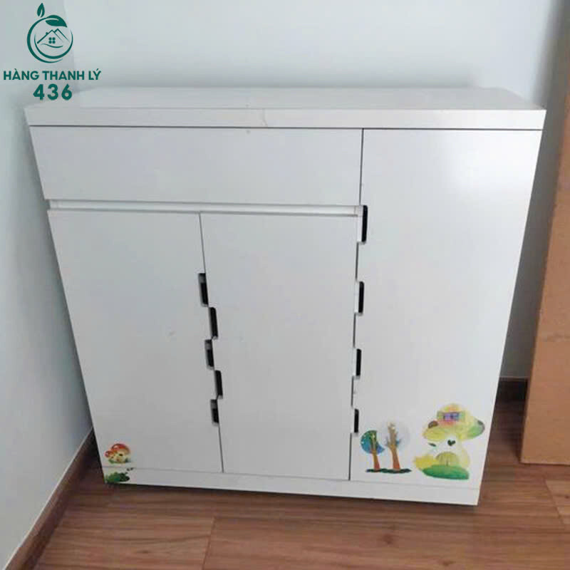 Tủ Giày Dép Cũ 1Mx1M Màu Trắng 3 Cánh Có Hộc Kéo Bền Đẹp z7190743688122_a7f39d8af89ca09b782259a4bc90fdda Tủ Giày Dép Cũ 1Mx1M Màu Trắng 3 Cánh Có Hộc Kéo Bền Đẹp
