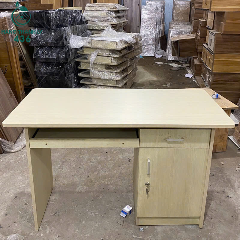 Bàn Làm Việc Màu Kem Liền Hộc Kèm Ngăn Để Bàn Phím Mới 99% z7191369022496_7fcf8d49b23b953a9c316ba97cef5e23 Bàn Làm Việc Màu Kem Liền Hộc Kèm Ngăn Để Bàn Phím Mới 99%