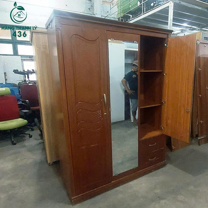 Tủ Quần Áo Gỗ Cũ 2Mx1M2 3 Cánh Có Hộc Thiết Kế Bền Đẹp z7194082639560_995f3de02400e89df28f50c71bd607a8 Tủ Quần Áo Gỗ Cũ 2Mx1M2 3 Cánh Có Hộc Thiết Kế Bền Đẹp