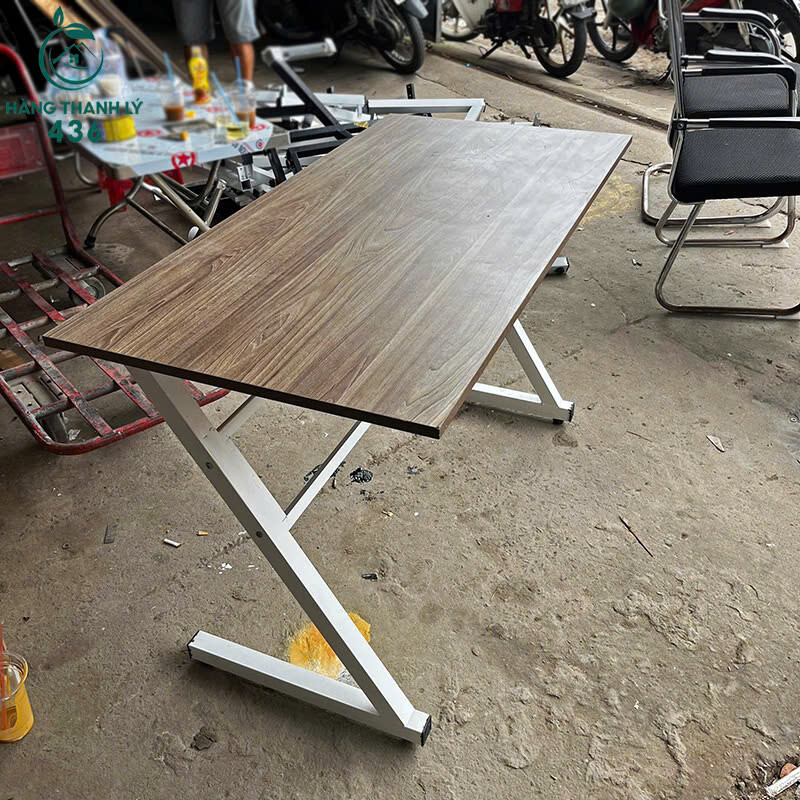 Bàn Làm Việc Chữ Z Cũ 1M2x75CM Mặt Gỗ Chân Sắt (Nhiều Mẫu) z7195037879910_7ef34317f0886e1ca32d1d1428e89305 Bàn Làm Việc Chữ Z Cũ 1M2x75CM Mặt Gỗ Chân Sắt (Nhiều Mẫu)