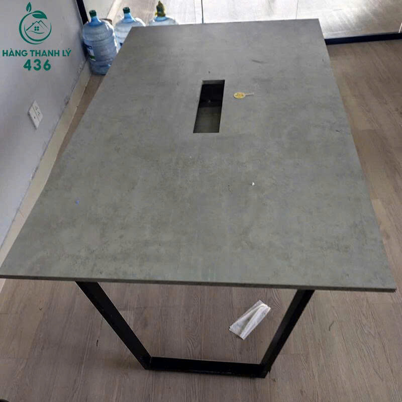 Bàn Họp Cũ 1M7x1M Màu Xám Xi Măng Chân Sắt Chắc Chắn z7197828363902_946c37c0ffde6024aeb88260367f8995 Bàn Họp Cũ 1M7x1M Màu Xám Xi Măng Chân Sắt Chắc Chắn