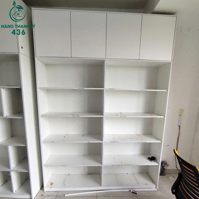Kệ Trưng Bày Màu Trắng Cũ 2M5x1M8 4 Cánh Nhiều Ngăn z7197828969546_7d00e65a37b017820f8c8dee45f16667 Kệ Trưng Bày Màu Trắng Cũ 2M5x1M8 4 Cánh Nhiều Ngăn