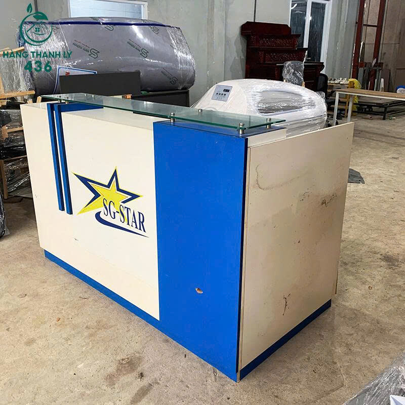 Quầy Lễ Tân Cũ 1M1x1M8 Màu Trắng Xanh Thiết Kế Hiện Đại z7199148833010_629ff3a2559409188bdf8b858c9e5890 Quầy Lễ Tân Cũ 1M1x1M8 Màu Trắng Xanh Thiết Kế Hiện Đại