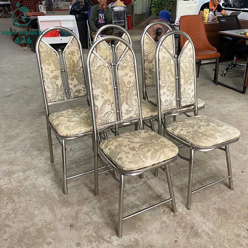 Ghế Cũ Bọc Vải Hoa Kiểu Dáng Đẹp Bền Bỉ z7257363904781_0a1538093a09008eeb2f5b138e02c818 Ghế Cũ Bọc Vải Hoa Kiểu Dáng Đẹp Bền Bỉ