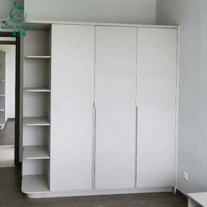 tu-quan-ao-cu-3-canh-mau-trang-ngan-ke-tien-dung