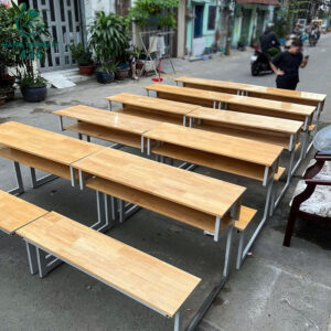 ban-hoc-cu-1m2x85cmx75cm-chan-sat-trang-ben-dep