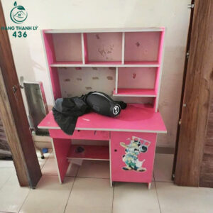 ban-hoc-cu-mau-hong-de-thuong