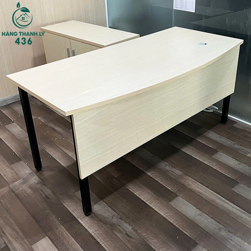 Bàn Làm Việc Cũ 1M64x80CMx75CM Chữ L Chân Sắt Đen ban-lam-viec-cu-chu-l-chan-sat-den-1 Bàn Làm Việc Cũ 1M64x80CMx75CM Chữ L Chân Sắt Đen
