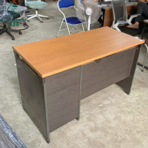 ban-lam-viec-cu-co-hoc-tu-khoa-an-toan