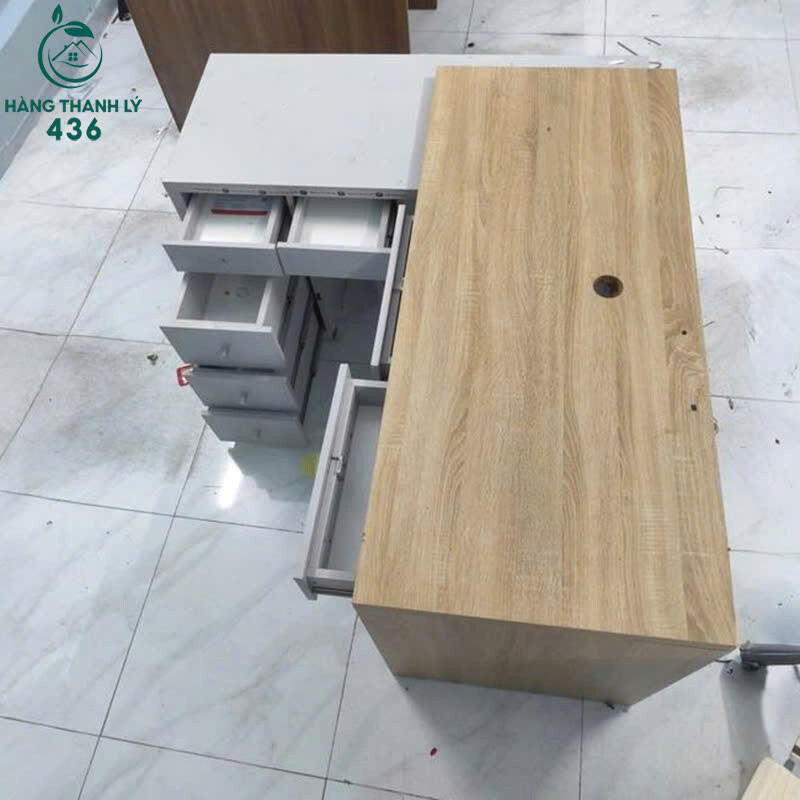 ban-lam-viec-cu-mat-van-go-phoi-trang-hien-dai-3 Bàn Làm Việc Cũ 1M5x1M2 Mặt Vân Gỗ Phối Trắng Hiện Đại  