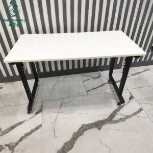 ban-lam-viec-go-cu-1m2-chan-sat-chu-u