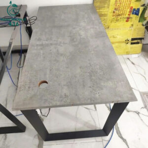 ban-lam-viec-go-cu-1m2-chan-sat-chu-u