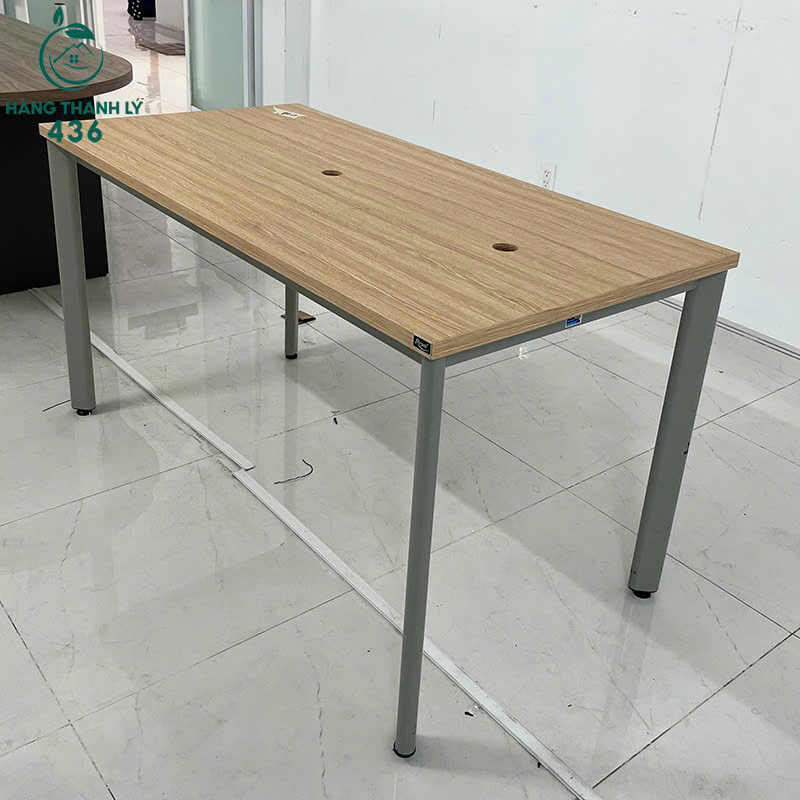 Bàn Làm Việc Cũ 70CMx1M4x75CM Màu Nâu Chân Kim Loại ban-lam-viec-go-cu-70cmx1m4x75cm-mau-nau-chan-kim-loai-2 Bàn Làm Việc Cũ 70CMx1M4x75CM Màu Nâu Chân Kim Loại