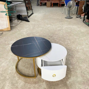 ban-sofa-doi-mat-da-khung-son-vang-moi-99