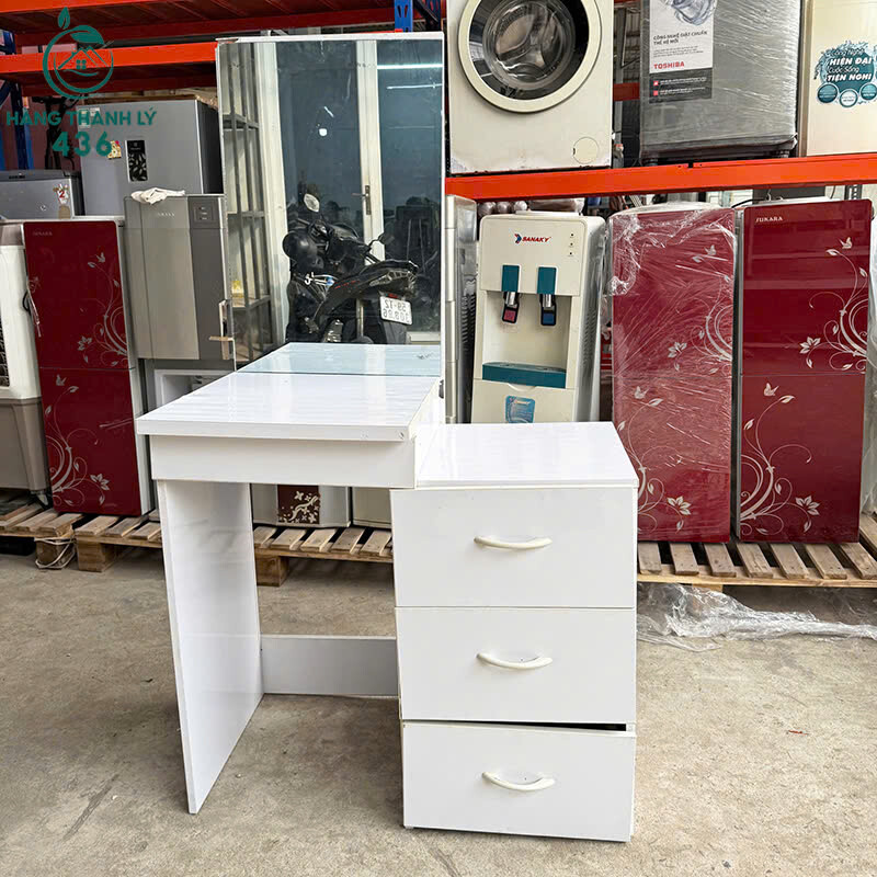 Bàn Trang Điểm Cũ Gỗ Màu Trắng Gương Kèm Ngăn Kéo ban-trang-diem-cu-go-mau-trang-guong-kem-ngan-keo-3 Bàn Trang Điểm Cũ Gỗ Màu Trắng Gương Kèm Ngăn Kéo