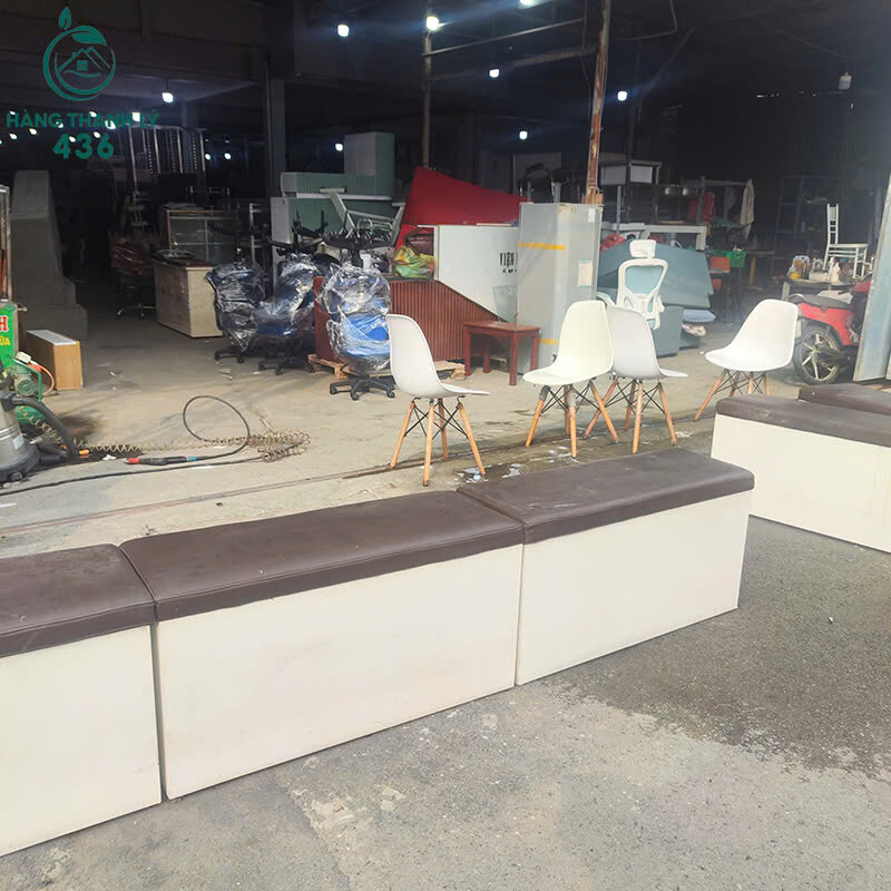 Băng Ghế Bọc Da Cũ Dài Thanh Lý Giá Tốt bang-ghe-boc-da-dai-thanh-ly-gia-tot-7 Băng Ghế Bọc Da Cũ Dài Thanh Lý Giá Tốt