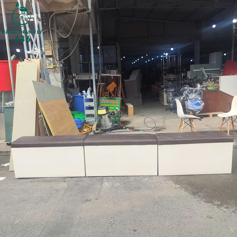 Băng Ghế Bọc Da Cũ Dài Thanh Lý Giá Tốt bang-ghe-boc-da-dai-thanh-ly-gia-tot-8 Băng Ghế Bọc Da Cũ Dài Thanh Lý Giá Tốt