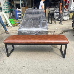 bang-ghe-dai-cu-boc-da-chan-kim-loai