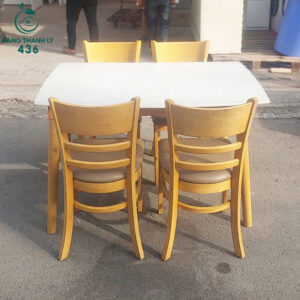 bo-ban-an-4-ghe-go-cu-mat-da-don-gian