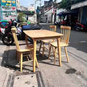 bo-ban-an-go-tu-nhien-4-ghe-cu