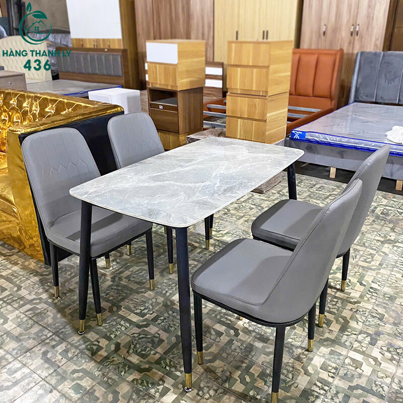 bo-ban-an-mat-da-cao-cap-kem-4-ghe-boc-da-moi-99 (2) bo-ban-an-mat-da-cao-cap-kem-4-ghe-boc-da-moi-99