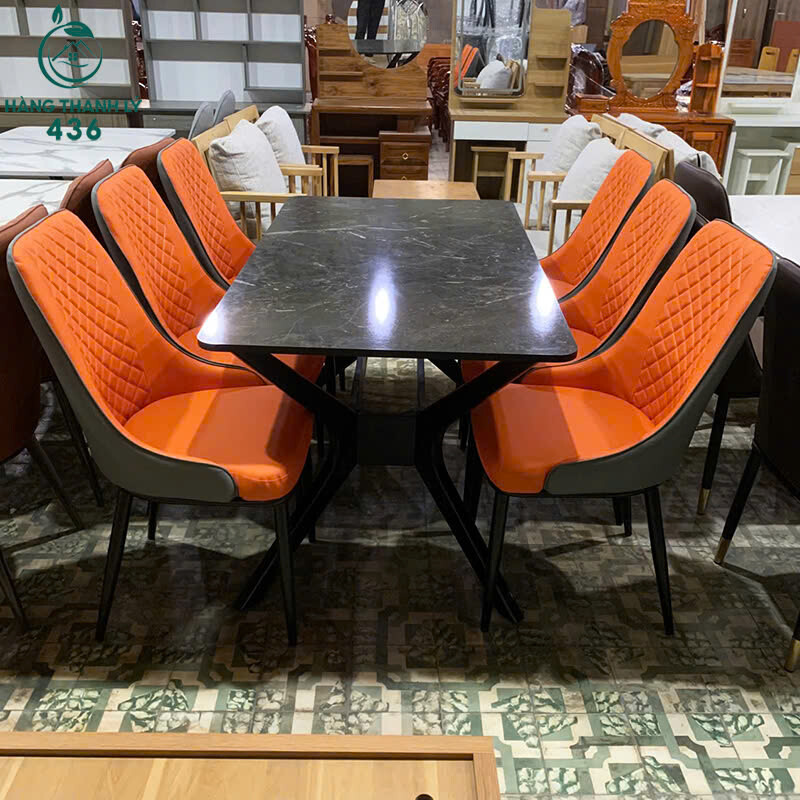 Bộ Bàn Ăn Mặt Đá Đen Sang Trọng Mới 99% bo-ban-an-mat-da-den-sang-trong-moi-99-1 Bộ Bàn Ăn Mặt Đá Đen Sang Trọng Mới 99%