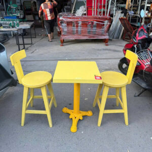 bo-ban-ghe-cu-quan-cafe-mau-vang-1-300x300 Mua Bán Bàn Ghế Cũ, Nội Thất Cũ Tại TPHCM  