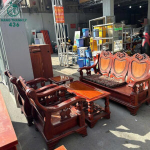 bo-ban-ghe-go-cu-kieu-truyen-thong