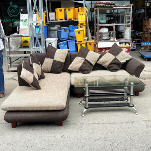 bo-sofa-cu-chu-l-kem-goi-tua-hoa-tiet-o-vuong
