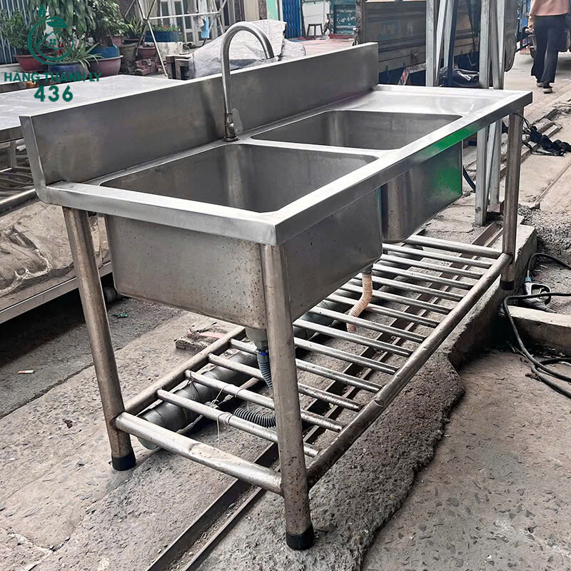 Bồn Rửa Bát Cũ 1M55x65CMx75CM Inox 2 Chậu bon-rua-bat-cu-1m55x65cmx75cm-inox-2-chau-2 Bồn Rửa Bát Cũ 1M55x65CMx75CM Inox 2 Chậu