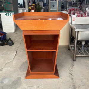 buc-dung-phat-bieu-cu-hoi-truong-go