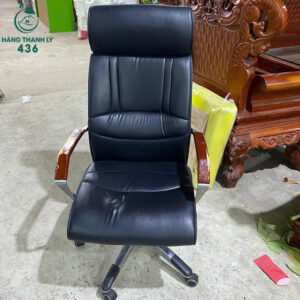 ghe-giam-doc-da-cu-tua-cao-sang-trong