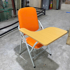 ghe-hoc-sinh-co-ban-gap-khung-sat-chac-chan