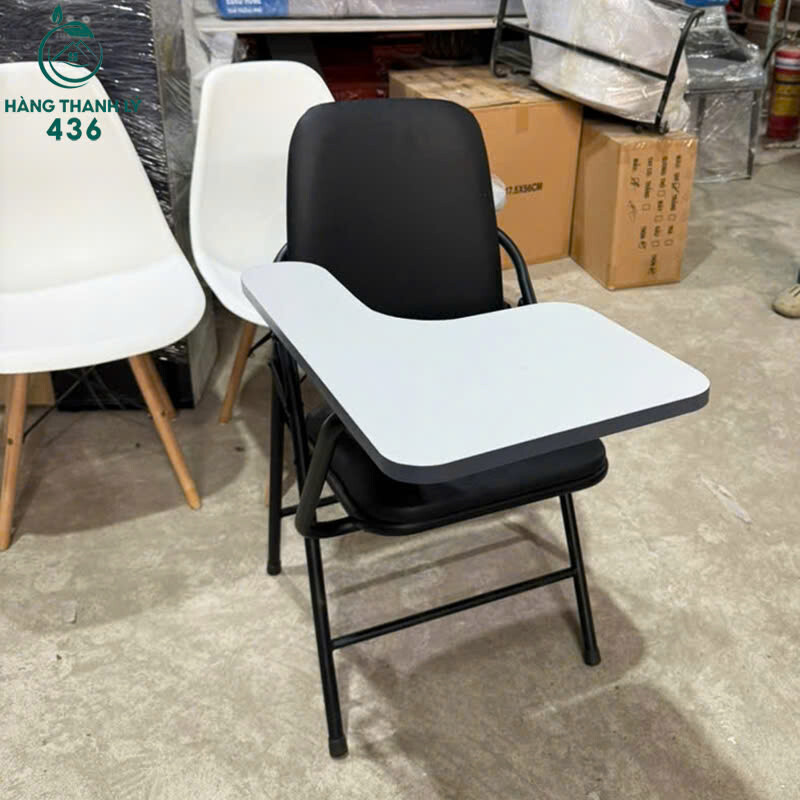 ghe-lien-ban-cu-thiet-ke-gon-cho-phong-hoc-3 Ghế Liền Bàn Cũ Thiết Kế Gọn Cho Phòng Học  