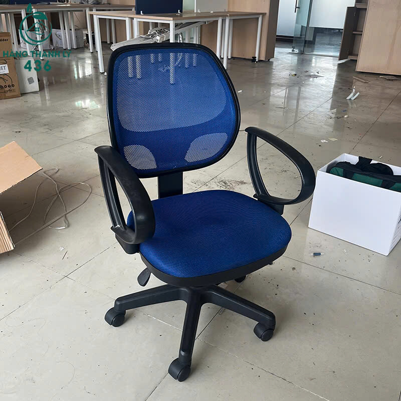 Ghế Văn Phòng Cũ Xoay Lưới Màu Xanh Dương Có Tay Vịn ghe-van-phong-cu-xoay-luoi-mau-xanh-duong-co-tay-vin-2 Ghế Văn Phòng Cũ Xoay Lưới Màu Xanh Dương Có Tay Vịn