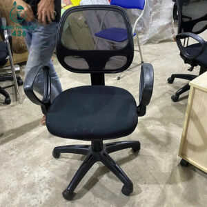 ghe-van-phong-xoay-cu-nho-gon-tien-dung