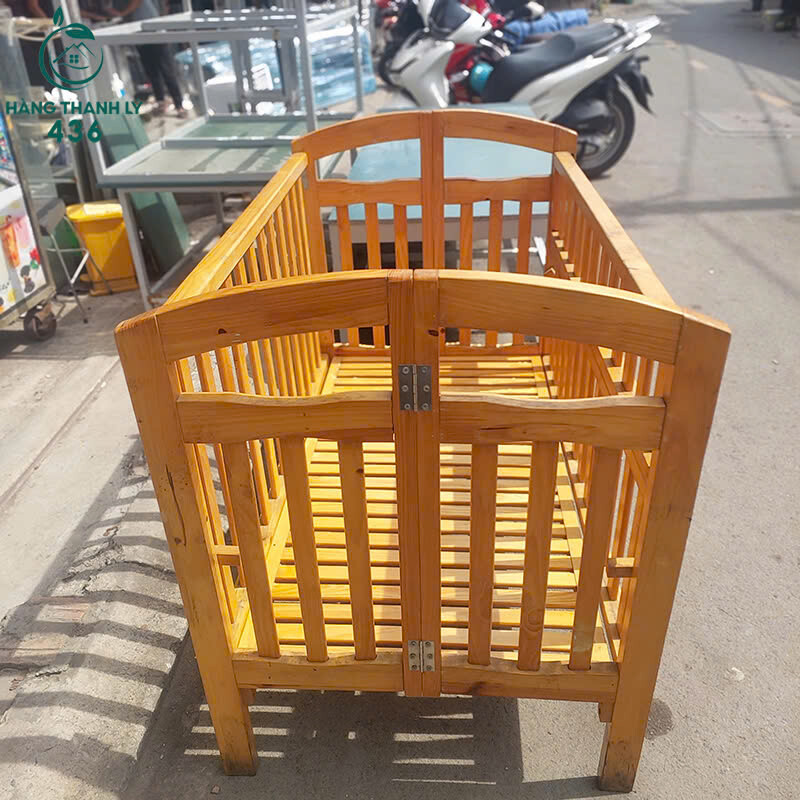 Giường Cũi Em Bé Cũ Gỗ Tự Nhiên Chắc Chắn giuong-cui-em-be-cu-go-tu-nhien-chac-chan-4 Giường Cũi Em Bé Cũ Gỗ Tự Nhiên Chắc Chắn