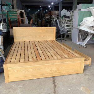 giuong-go-cu-1m6x2m-tu-nhien-mau-sang